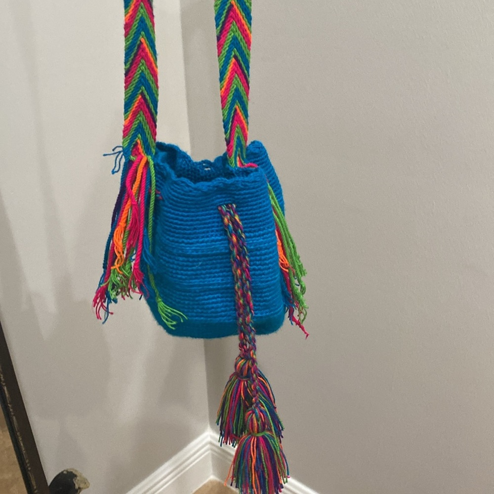 Jaw dropping colorful purse